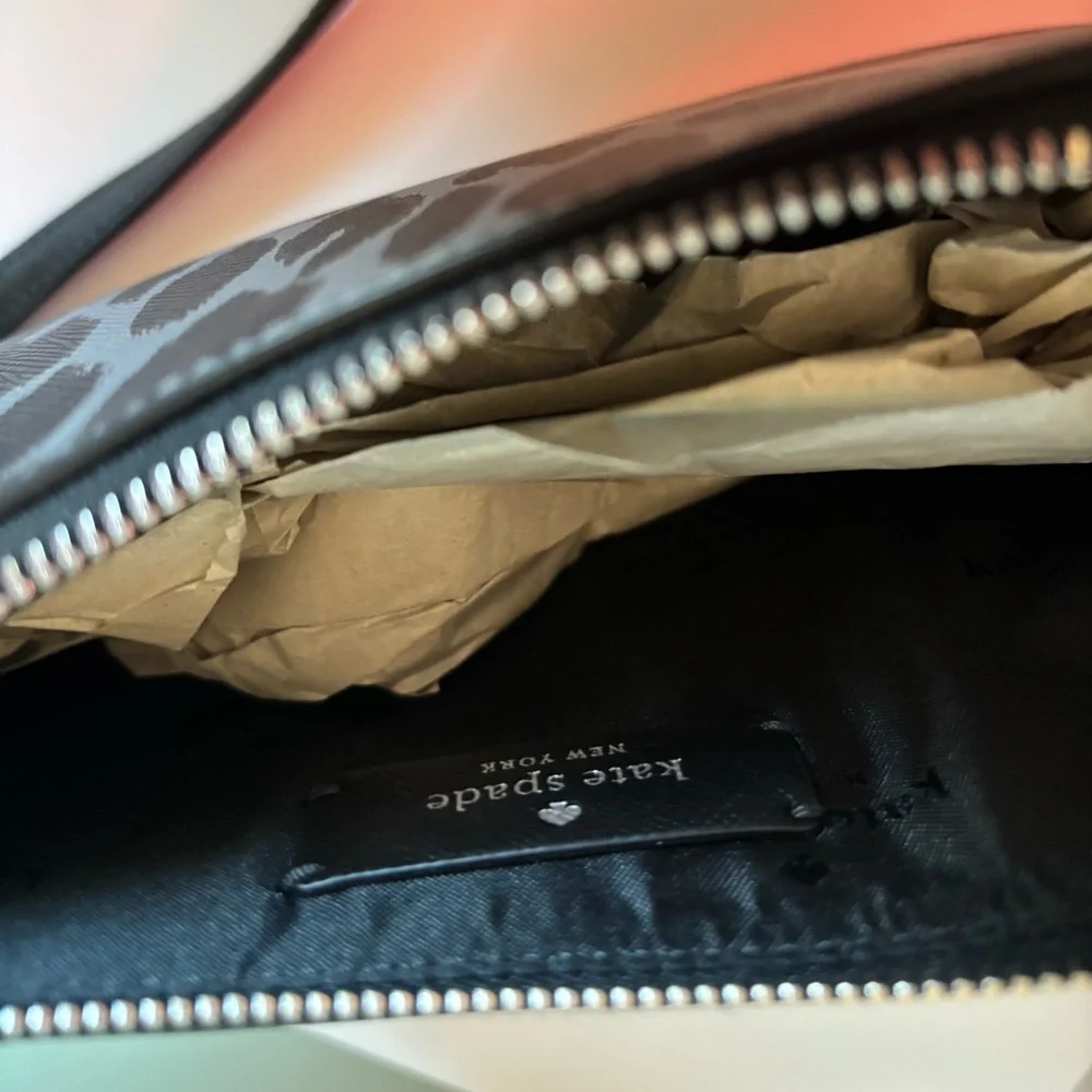 KATE SPADE Leather Leopard Print Crossbody Bag in Black and Grey NWT - Picture 3 of 5